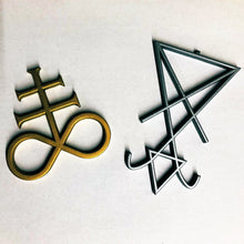 Load image into Gallery viewer, Good Omens Chattering Nuns of St. Beryl Inspired Brooch and Necklace - STL Files for 3D Printing