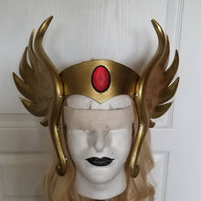 Load image into Gallery viewer, Winged Tiara Template